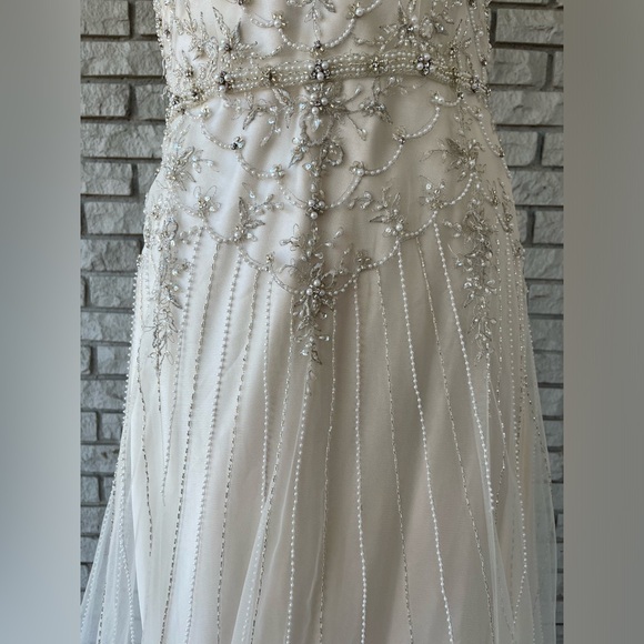 Maggie Sottero Haute Couture Tulle Beaded Jeweled Scallop Roaring 20’s Gown 12 - Picture 5 of 14